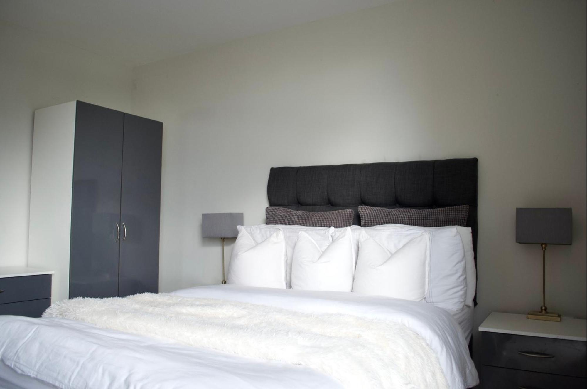 1 Bedroom In * Manchester